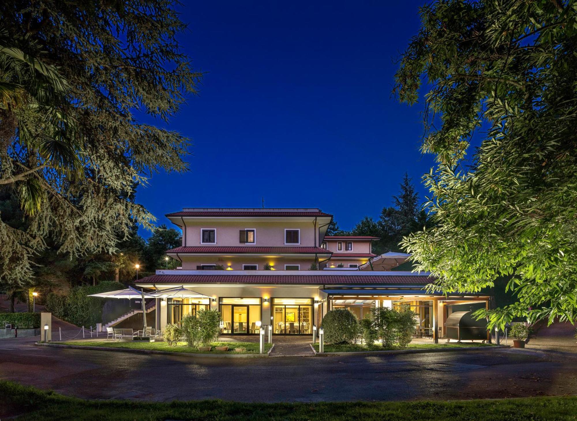 Il Castagneto Hotel Melfi Eksteriør billede