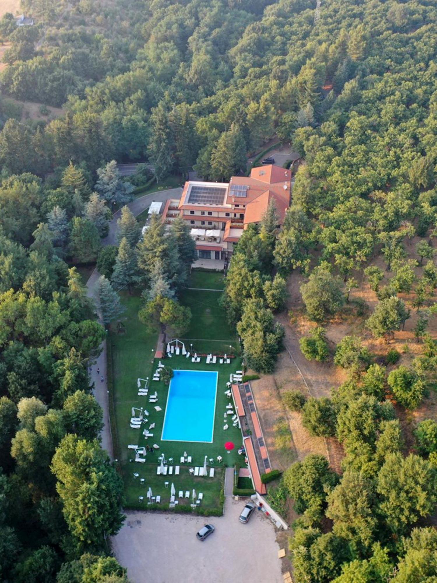 Il Castagneto Hotel Melfi Eksteriør billede